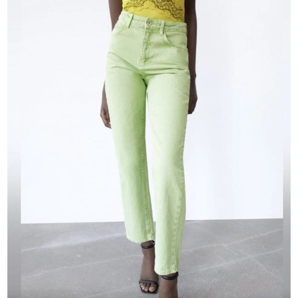 Zara Citron Yellow Green Straight Leg High Rise Jeans • Size 2 ⬇️